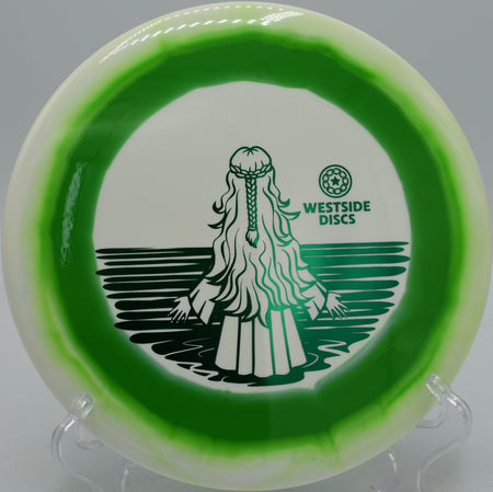 Westside Maiden holding a straight release at DeLaveaga Disc Golf Course in Santa Cruz, California