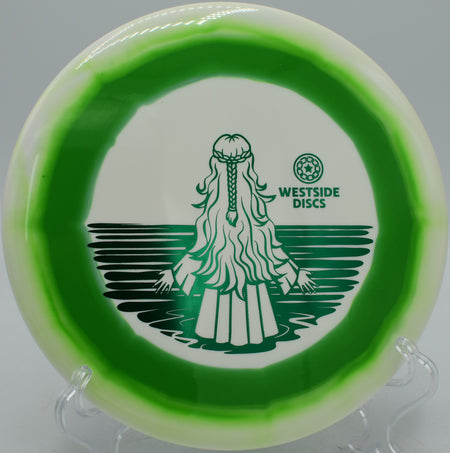 Tournament Maiden finishing with soft fade at Fountain Hills Disc Golf Park in Fountain Hills, Arizona