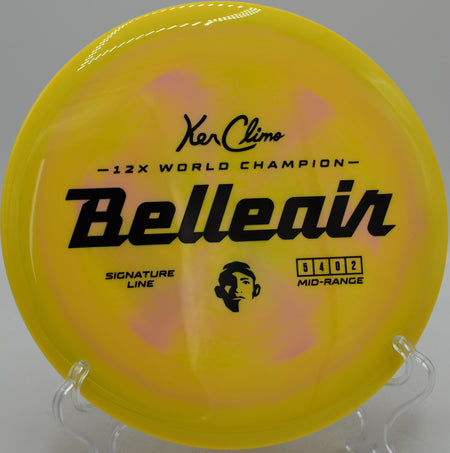 Gateway Belleair in Signature Line plastic carving a glidey hyzer line at North Cove Disc Golf Course in Marion, North Carolina