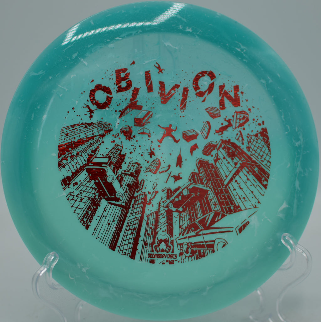 Retina Oblivion distance driver holding a flex line at North Cove Disc Golf Course in Marion, North Carolina.