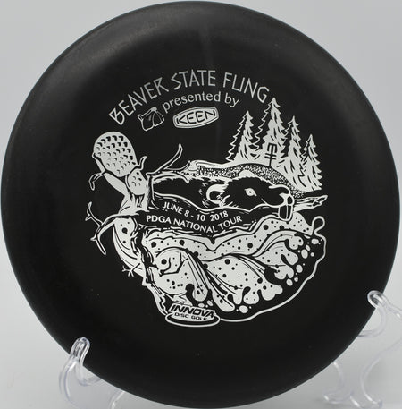 KC Pro Aviar lined up for a putt at Hornet’s Nest Disc Golf Course in Charlotte, North Carolina, known for its technical greens.