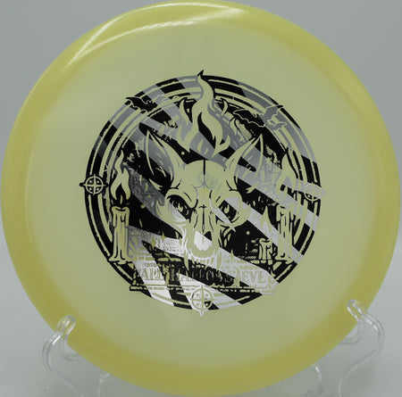 Proto-Glow Champion Fox Innova glow midrange parking approaches at Valley Springs Disc Golf Course in Durham, North Carolina.