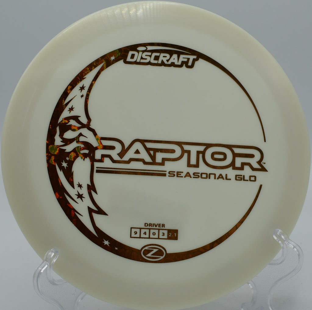 "Experience precision flight at Pecan Grove Disc Golf in Austin, TX, as Glo-Z Raptor cuts through the air with dynamic, luminous power."