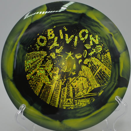 Doomsday Discs Oblivion Retina plastic powering through a flex shot at Idlewild Disc Golf Course in Burlington, Kentucky.