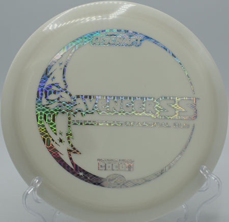 "Experience glowing precision at Crescent Park Disc Golf in New Orleans, LA, where GLO-Z Avenger SS delivers crisp, controlled turnover."