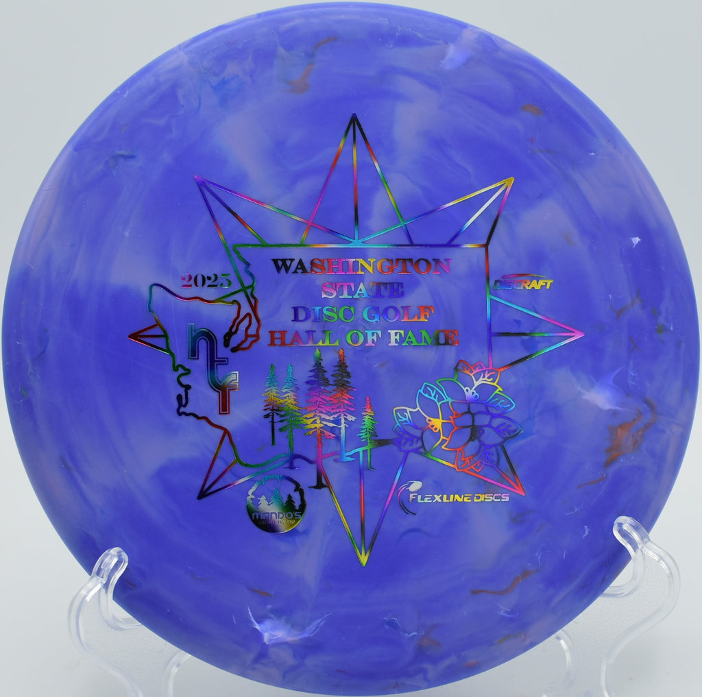 Jawbreaker Zone holding a flat line on a windy approach at Lake Eureka Disc Golf Course in Eureka, Illinois