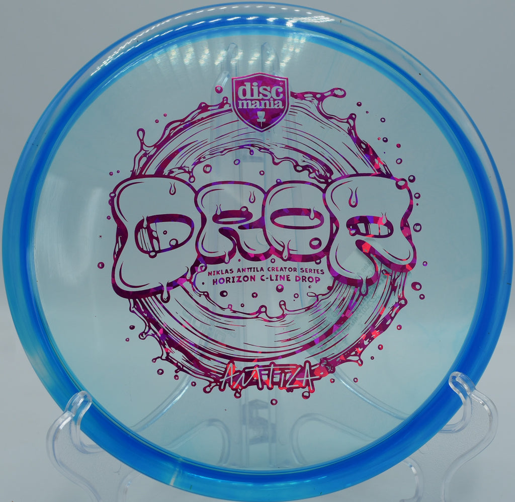 Niklas Anttila Drop carving a sharp hyzer line at Bear Mountain DGC in Killington, Vermont.