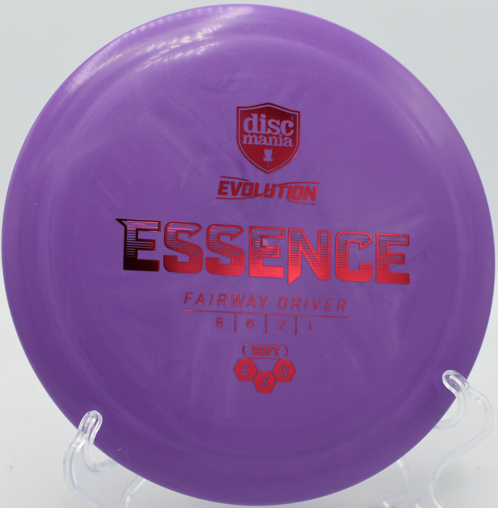 Essence in baseline Exo Soft plastic holding a slow, right-turning anhyzer at Sabattus DGC in Maine.