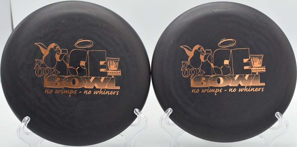 Big Bead Aviar floating toward the chains on Hole 6 at Persimmon Ridge Disc Golf Course, Greenbrier, Arkansas.