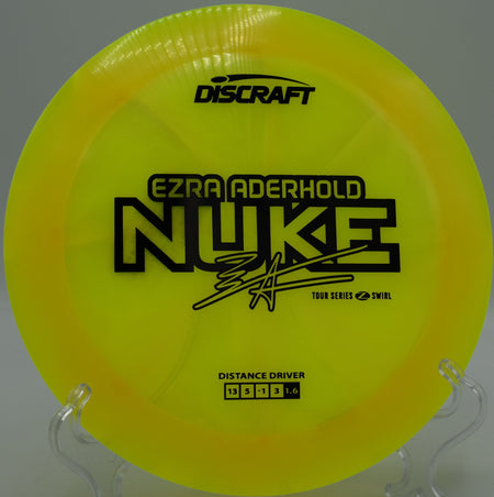 Nuke standing up from hyzer and carving a long turnover line at Northwood Black.