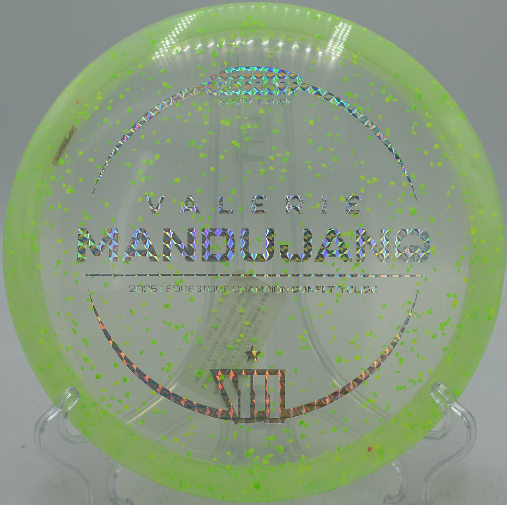 Confetti Glide carving tunnel line at Harmon Hills Disc Golf Course in Fall Branch, Tennessee