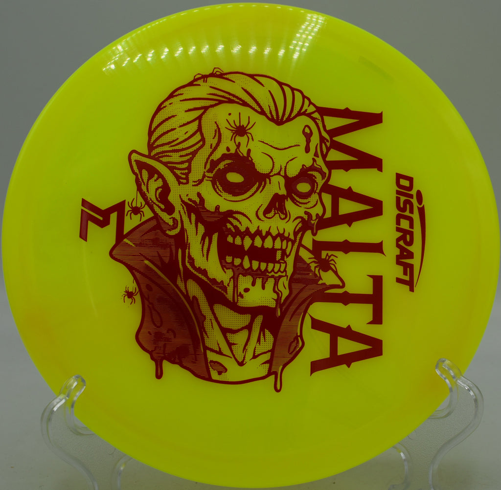 Malta Z Swirl throwing approach at Flip City in Shelby, Michigan