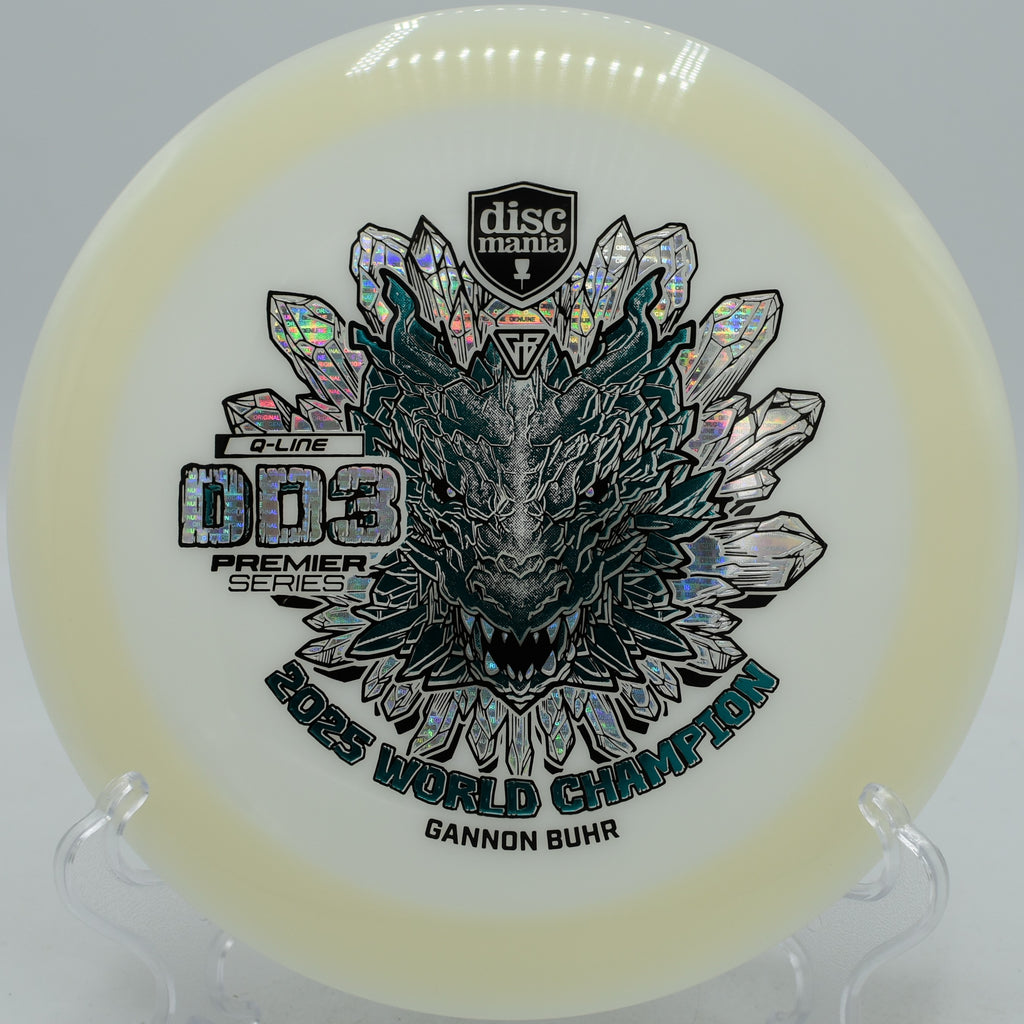 Premier Series Q-Line DD3 flying straight down tunnel fairway at Maple Hill Hole 8, Leicester, MA