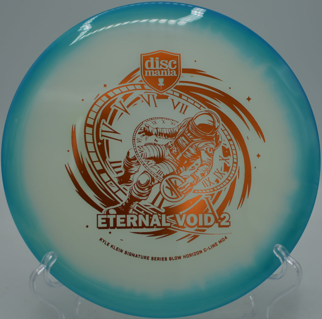 Discmania MD4 glowing midrange landing softly at Blue Ribbon Pines, East Bethel MN