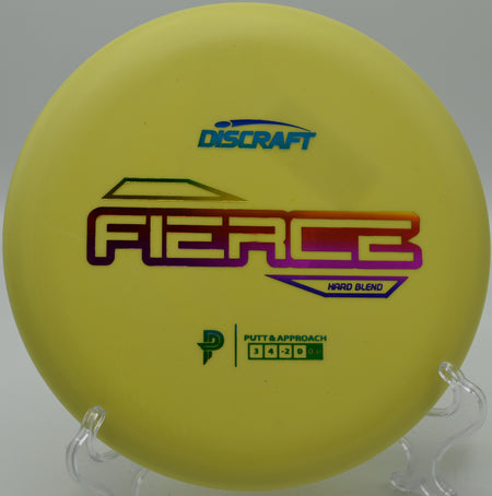 Discraft Hard Blend Fierce – Stable putter with a firm feel, perfect for players seeking consistent putting and reliable approach shots.