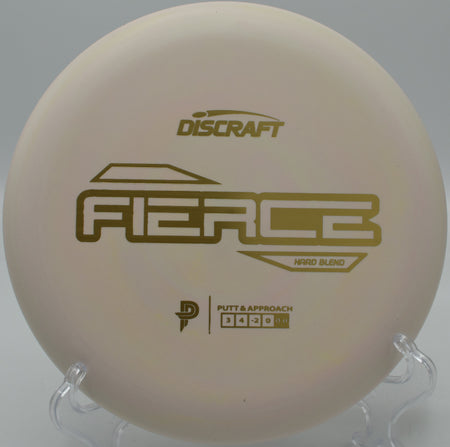 Hard Blend Fierce – Stable, versatile putter, ideal for both putting and controlled approach shots with a clean, consistent release.