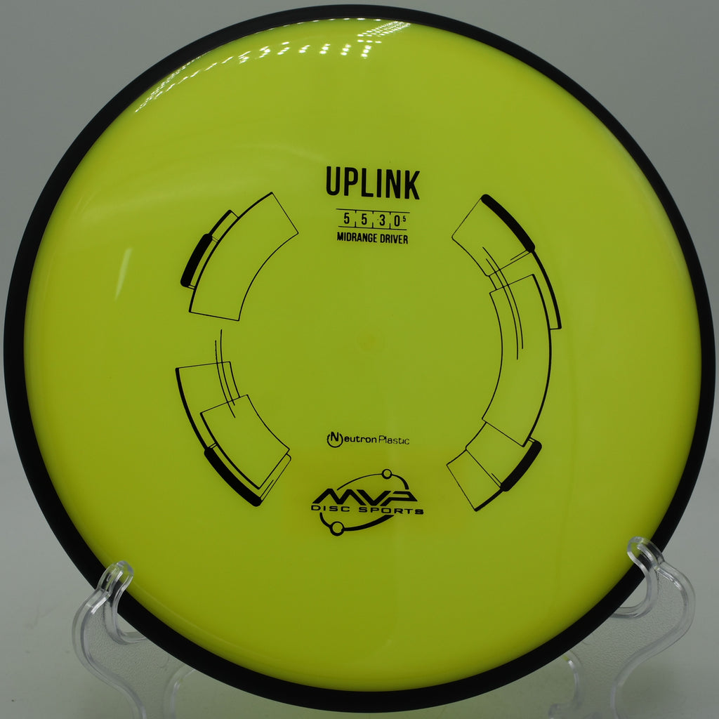 Neutron Uplink gliding long under tree cover at Brackett's Bluff in North Carolina.