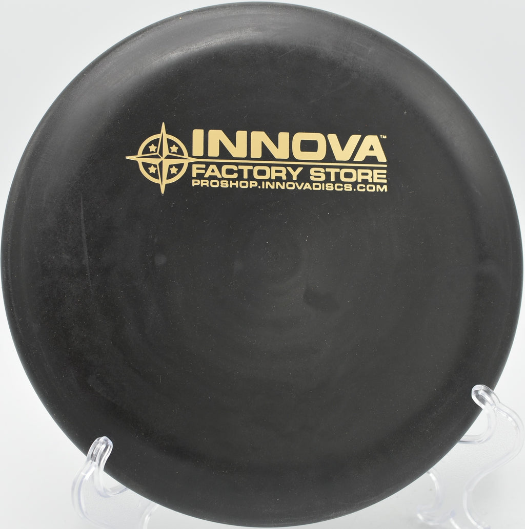 Aviar drifting straight down a tunnel shot at Rotary Club DGC in Waterloo, Iowa.