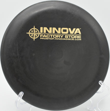 Aviar drifting straight down a tunnel shot at Rotary Club DGC in Waterloo, Iowa.