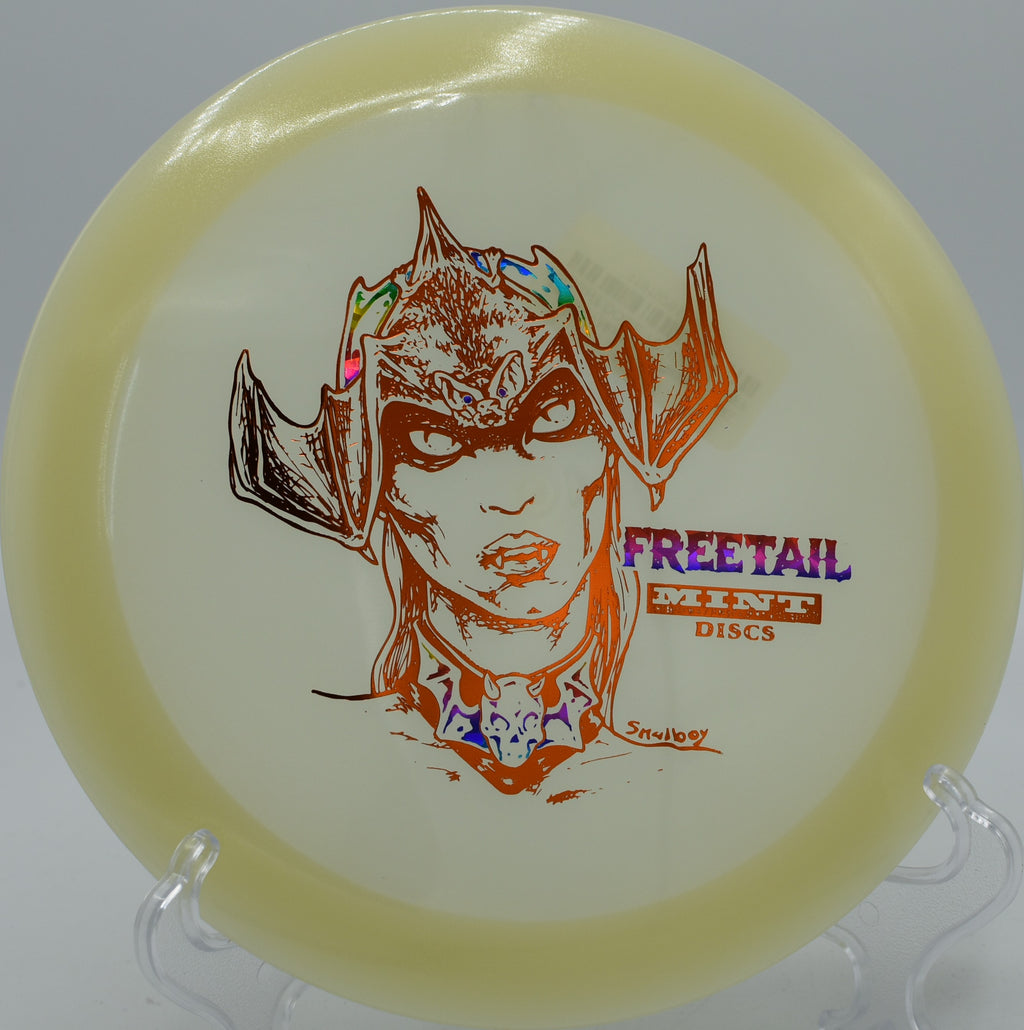 Nocturnal Freetail carving a smooth turnover line on Hole 11 at Skyline Disc Golf Course, Salt Lake City, Utah.