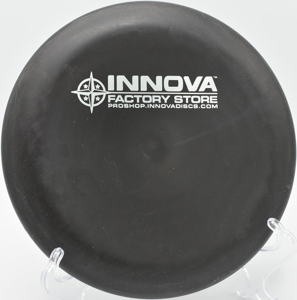 Touch putt with an Aviar at George Ward Park Disc Golf Course in Birmingham, Alabama.