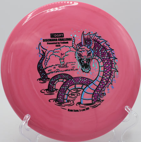 Player lining up a straight midrange shot with a Swirly Glow MD1 at Trophy Lakes in Johns Island, South Carolina.