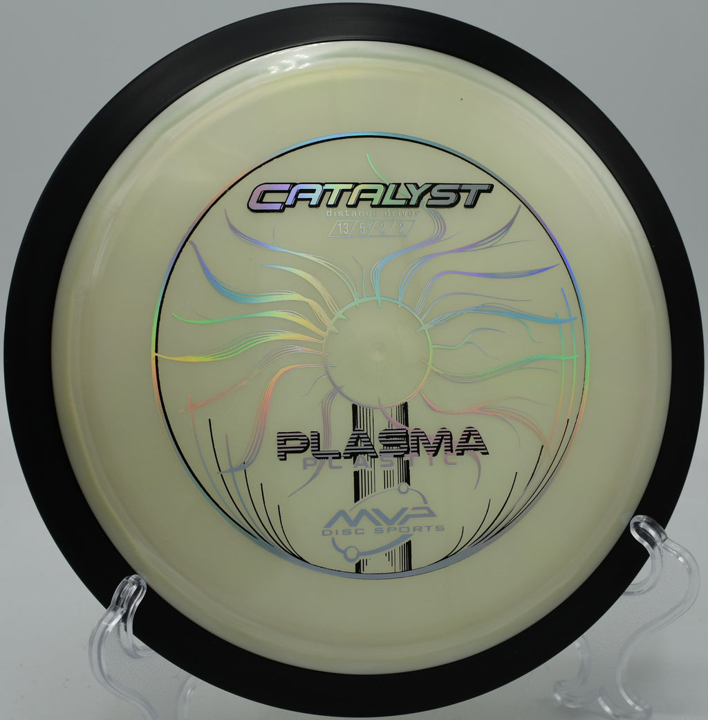 Plasma Catalyst gliding on a full flex shot at Sugaree Disc Golf Course in Newland, North Carolina