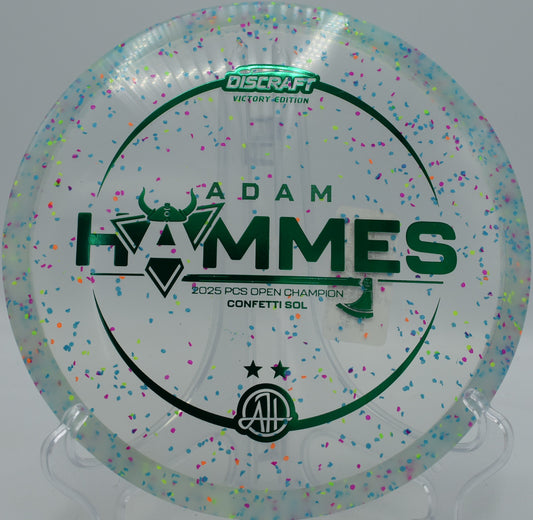 Adam Hammes Z Confetti Sol carving turnover lines at Idlewild Disc Golf Course in Burlington, Kentucky