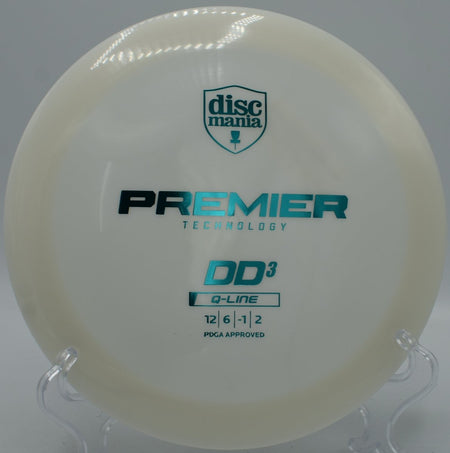 Discmania Q-Line DD3 distance driver ripping a full-power flex line at Swope Park Disc Golf Course in Kansas City, Missouri