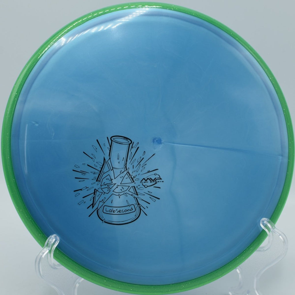 Gyropalooza Box Plasma distance drivers staged for hyzer flip testing at Milo McIver DGC in Estacada, OR