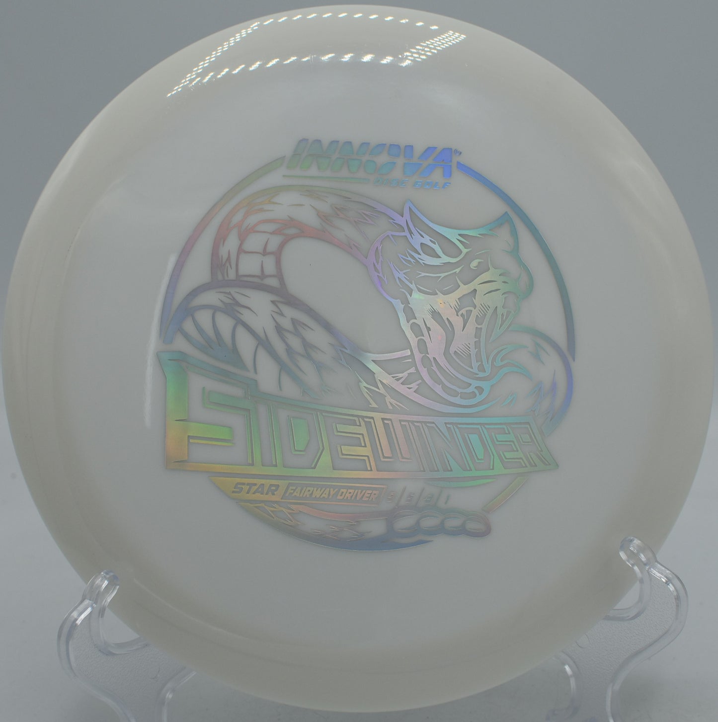 Innova Star Sidewinder turning clean through wooded lines at Pier Park Disc Golf Course in Portland, Oregon