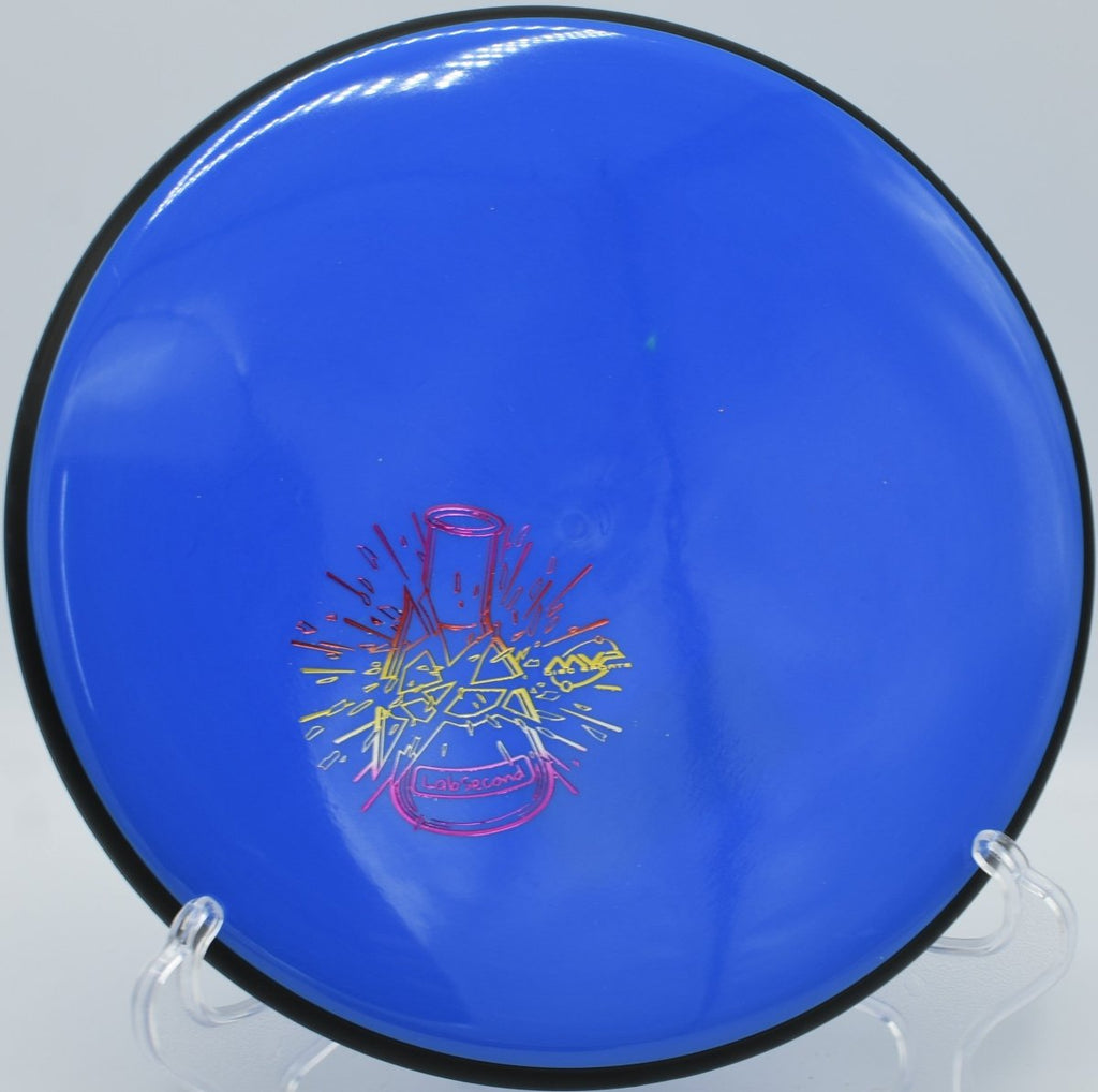 Gyropalooza Box Neutron discs premium overmold lineup staged at Maple Hill DGC in Leicester, MA