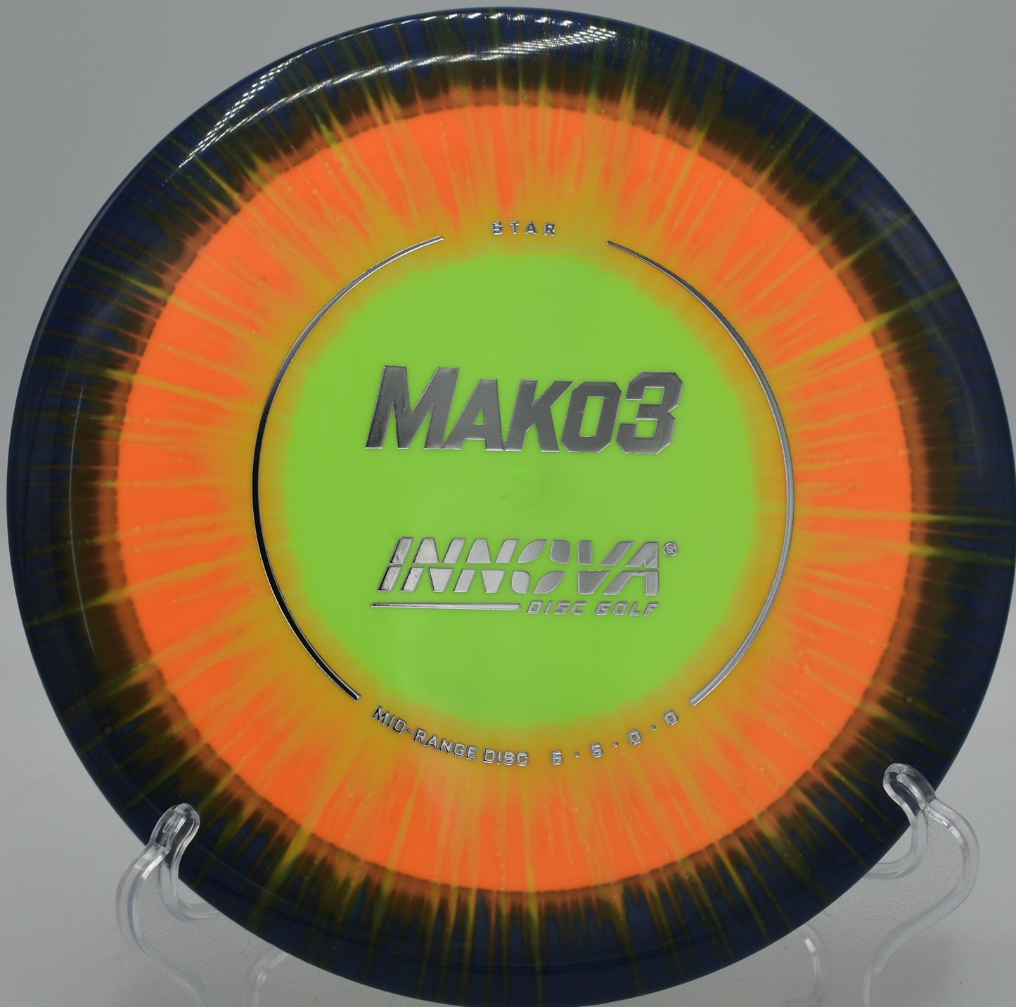 Close-up of I-Dye Star Mako3 rip on a laser-accurate throw at Paul McBeth Foundation Park in Juárez, Mexico