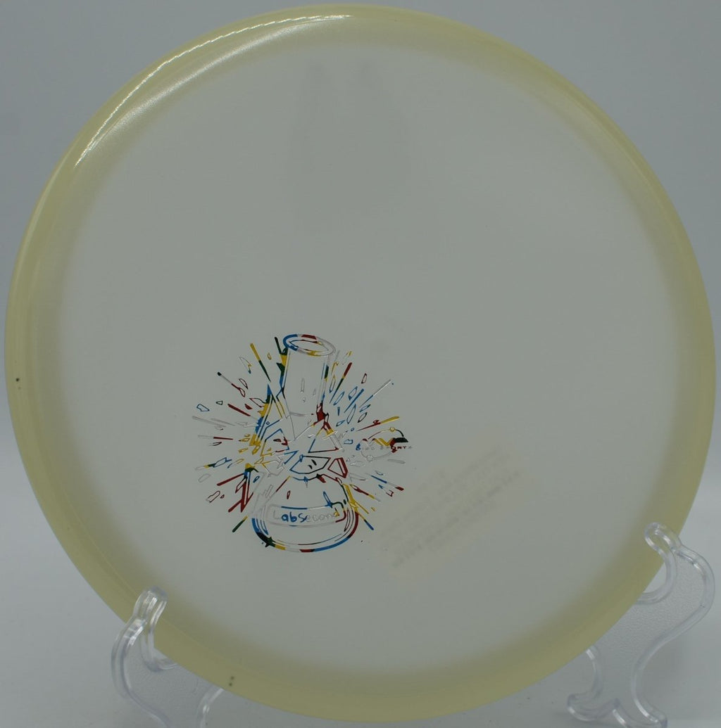 Gyropalooza Box Eclipse high-visibility mids and putters at Idlewild DGC in Burlington, KY