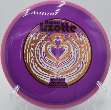 Simon Lizotte Neutron Bokeh carving a long S-curve at Idlewild Disc Golf Course in Burlington, Kentucky, holding controlled turn and dependable finish