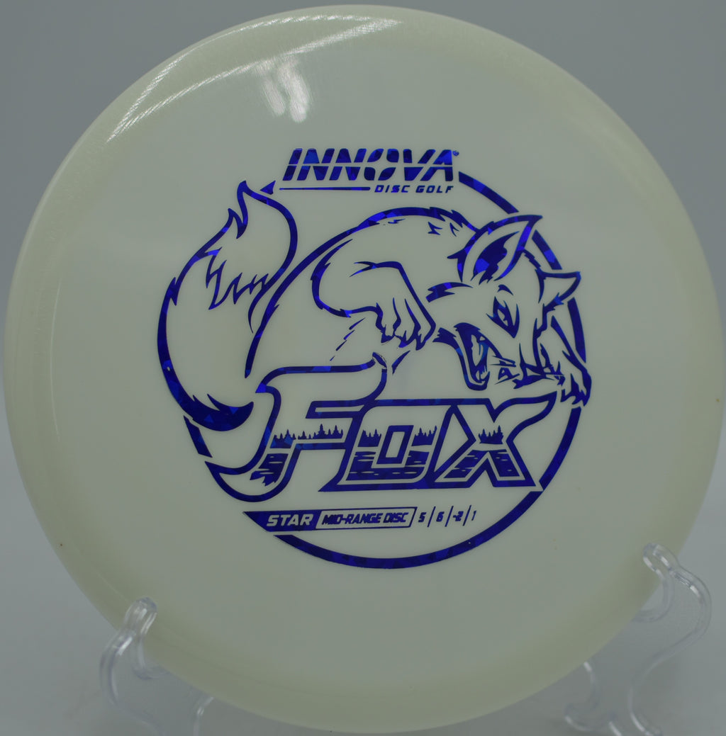 Understable Star Fox carving through a wooded tunnel at Idlewild Disc Golf Course in Burlington, Kentucky.