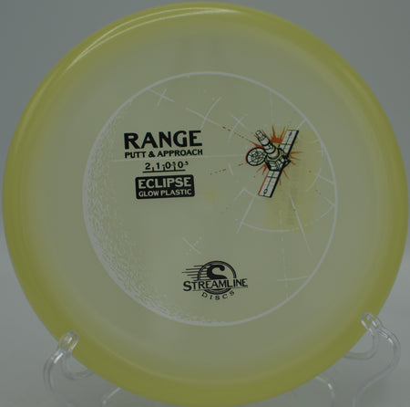 Streamline Eclipse Glow Range launched flat for a straight tunnel shot at Tyler State Park Disc Golf Course in Newtown, Pennsylvania.