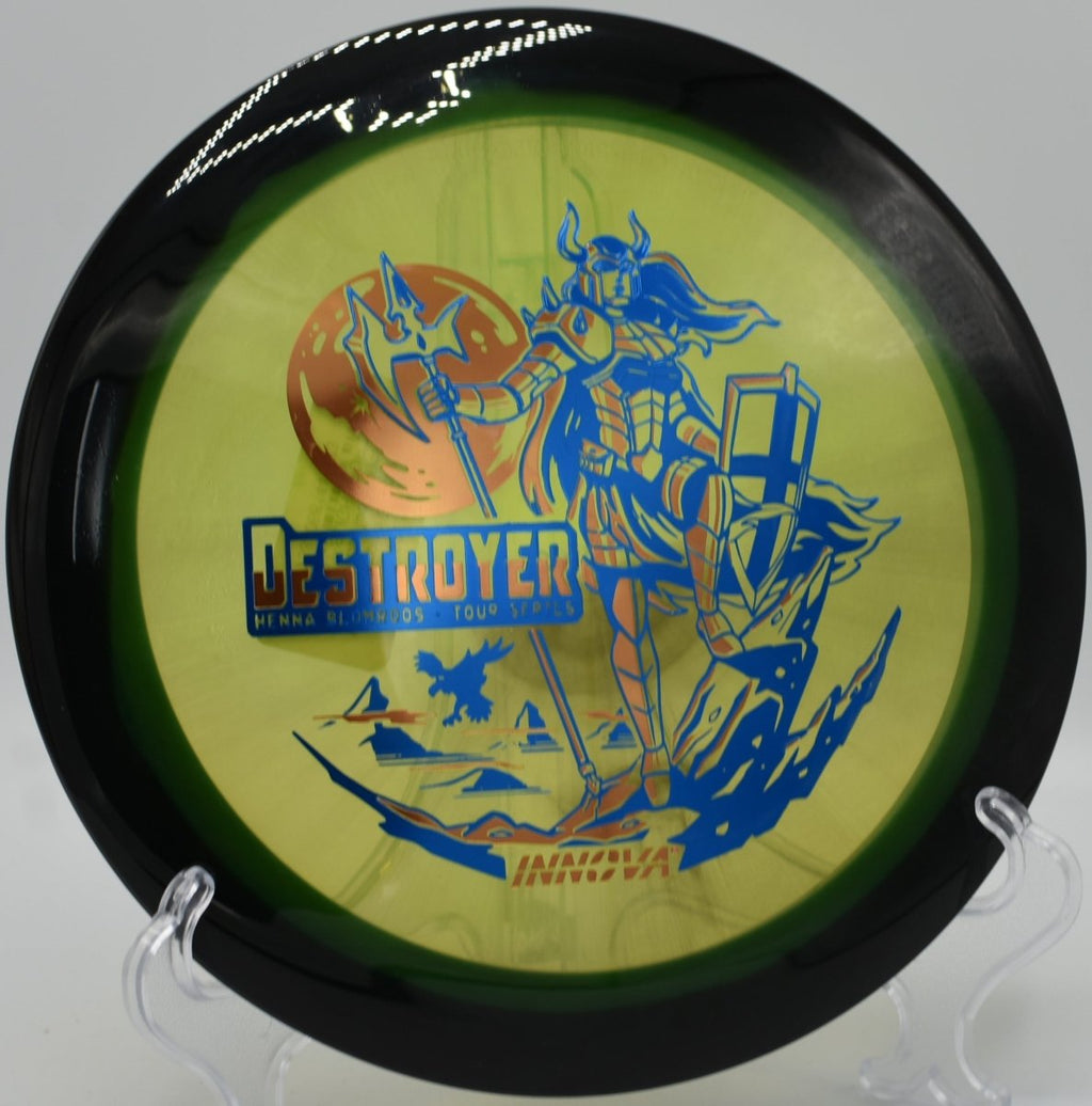 Innova Destroyer driver pushing a glide-heavy distance line at Panthorn Park Disc Golf Course in Southington, Connecticut