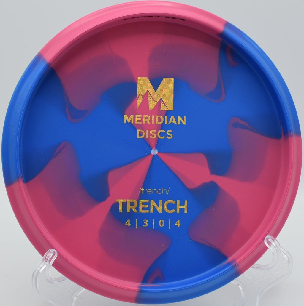 Marbled Graphite Trench overstable skip approach near the basket at Eagles Crossing Disc Golf Course in Hawk Point, Missouri