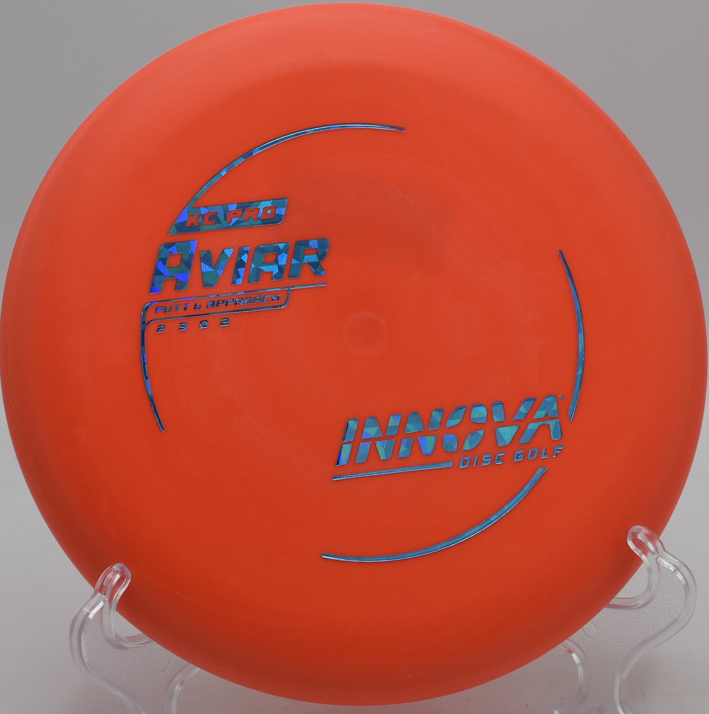 KC Pro Aviar trusted beaded putter finishing a soft fade at Pier Park Disc Golf Course in Portland, Oregon