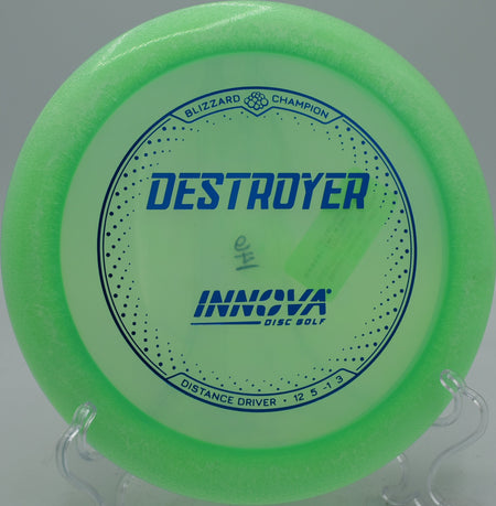 Blizzard Champion Destroyer lightweight driver flying a tailwind bomb at Fountain Hills Disc Golf Course in Fountain Hills, Arizona