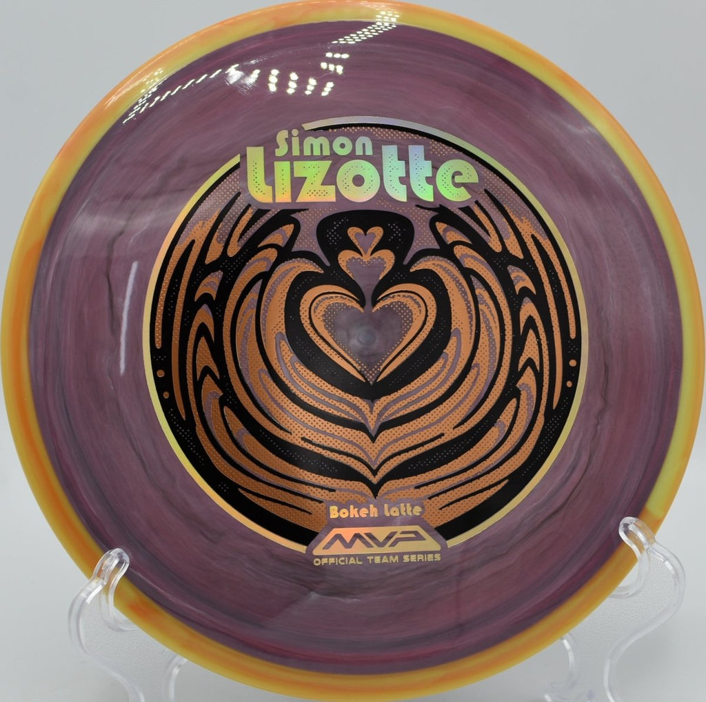 Simon Lizotte Neutron Bokeh high-glide bomb at Timmons Park Disc Golf Course in Greenville, South Carolina