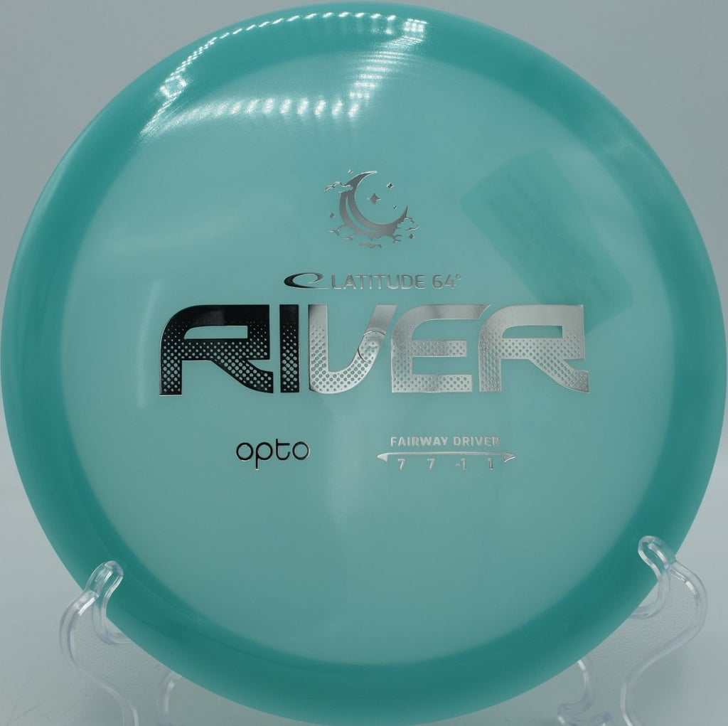 Latitude 64 Moonshine Opto River fairway driver holding straight flight at Roy G Guerrero Disc Golf Course Texas