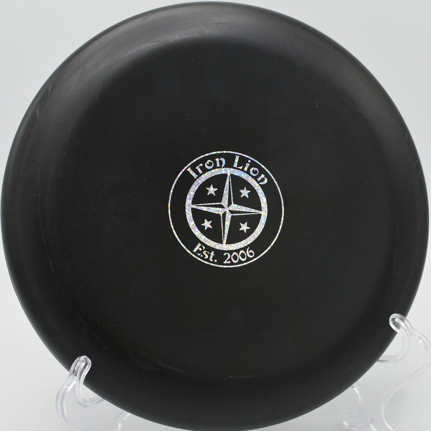 Beaded Aviar Driver showing a reliable fade on a short approach at Maple Hill in Leicester, Massachusetts.

