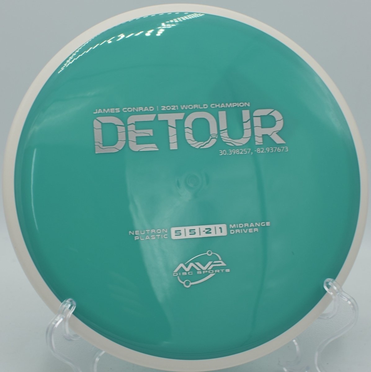 Neutron Detour at Blue Ribbon Pines DGC, East Bethel MN delivering straight flights and gentle turn