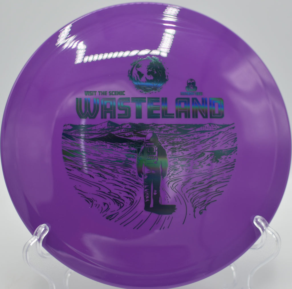 Survival Wasteland lacing a tunnel shot at Limestone Ridge DGC in Murfreesboro, TN, flying laser-straight through a narrow fairway.