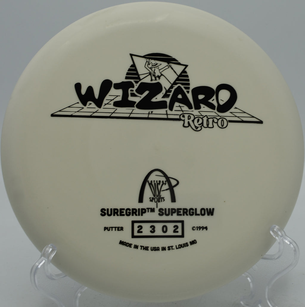 Gateway Retro Wizard in Suregrip Superglow plastic lighting up a spin putt at Sedgley Woods in Philadelphia, PA