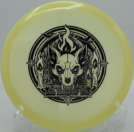 Innova Proto-Glow Champion Fox versatile midrange flying straight at Harry Myers Disc Golf Course in Rockwall, Texas.