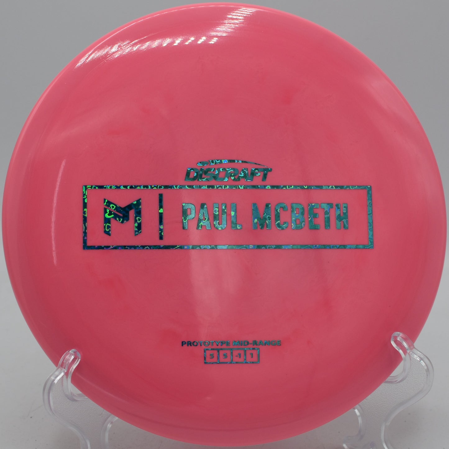 Signature Malita executing a spike hyzer at Cherry Island Park DGC in Wilmington, North Carolina
