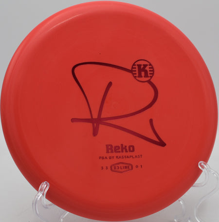 K3 Reko Kastaplast straight-flying putter gliding through the woods at Moraine State Park Disc Golf Course in Portersville, Pennsylvania.